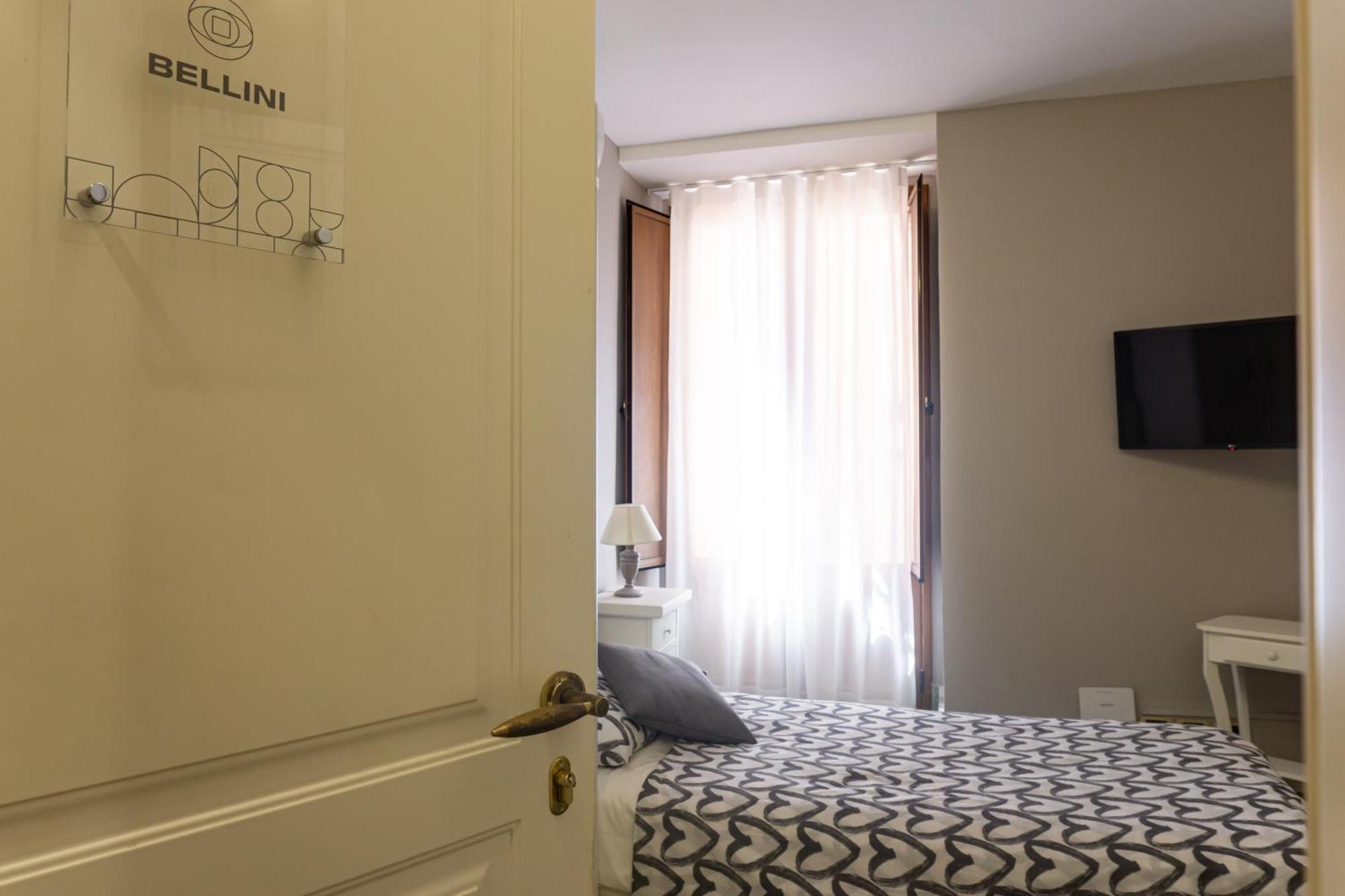 Mi Tu Apartments Катанія Екстер'єр фото